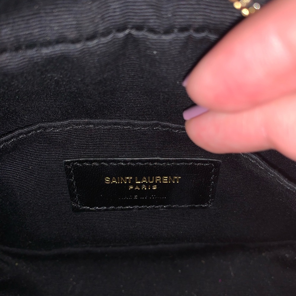 Yves Saint Laurent belt bag. - Picture 4 of 5